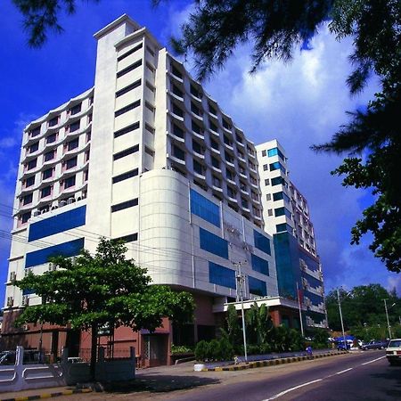 Yuzana Hotel Rangoon Eksteriør billede